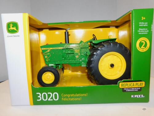 1/16 ERTL JOHN DEERE 3020 TRACTOR