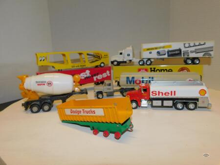 1/64 MISC TRUCK & TRAILER LOT