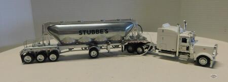 1/64 DCP PETERBILT W/PNEUMATIC TANK, STUBBES, CUSTOM