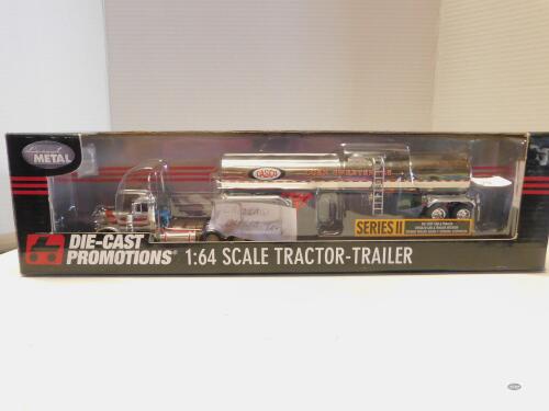 1/64 DCP LAIDLAW DAYCAB TANK SEMI