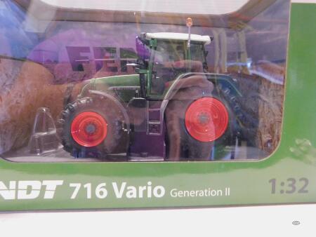 1/32 FENDT 716 VARIO BY UNIVERSAL, NIB
