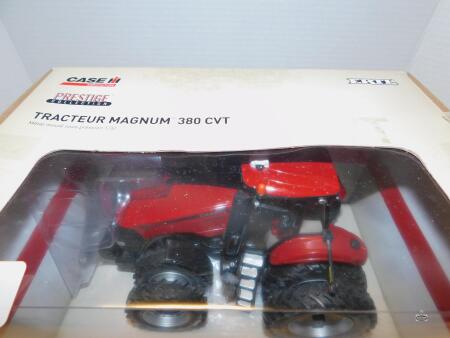 1/32 CASE IH MAGNUM 380 CVT ERTL PRESTIGE, NIB