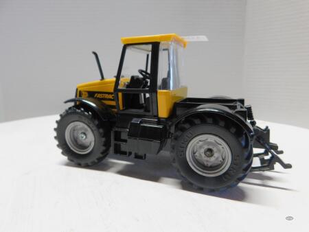 1/32 JCB FASTTRAC 2150