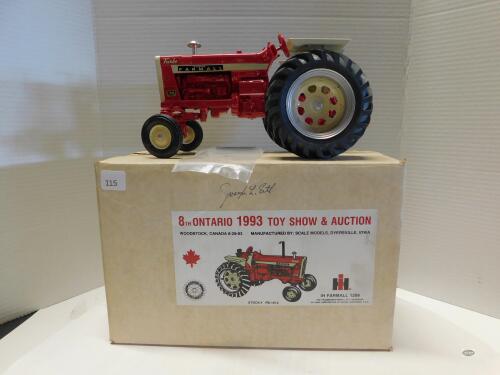 1/16 93 IH FARMALL 1206, ONT. TOY SHOW EDN, NIB