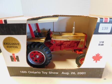 1/16 01 IH 656 GOLD DEMO, ONT. TOY SHOW EDN, NIB