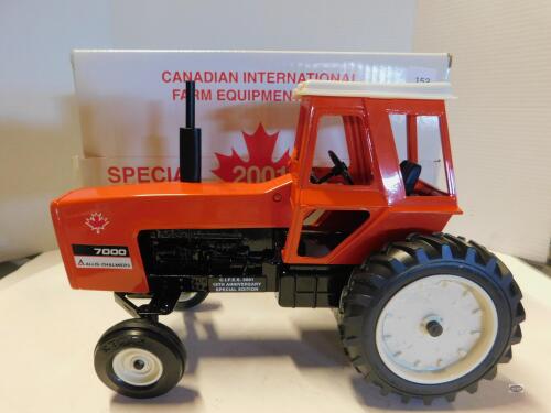 1/16 01 ALLIS CHALMERS 7000, CANADA FARM SHOW EDN, NIB