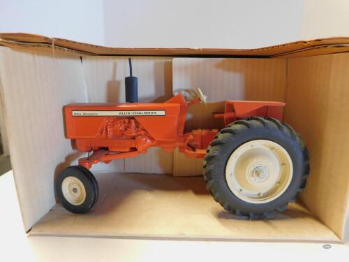 1/16 ALLIS CHALMERS 170 TRACTOR, COLLECTOR EDITION, NIB