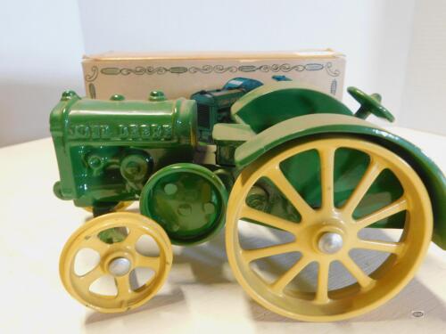 1/32 JOHN DEERE D TRACTOR, GRIMSBY CANADA EDN, NIB