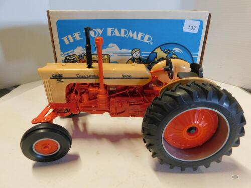 1/16 CASE 800, TOY FARMER 1990 EDN