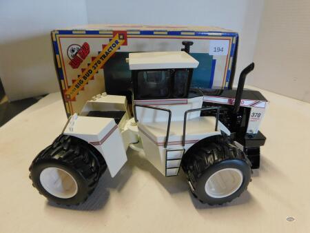 1/32 BIG BUD 370 TOY FARMER SPEC. EDN