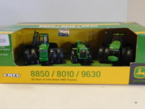 1/64 JOHN DEERE 50 YRS OF 4WD, 3 TRACTOR SET