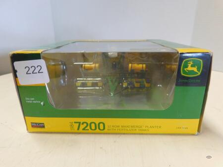 1/64 JOHN DEERE 12 ROW MAXEMERGE PLANTER
