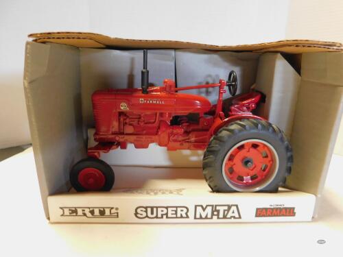 1/16 FARMALL SUPER M-TA, ERTL, SPEC CAST