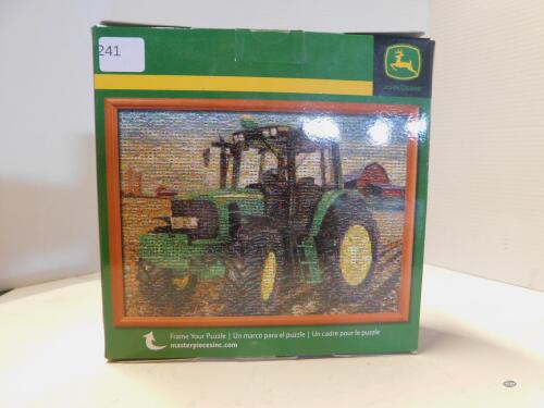 1/16 JOHN DEERE 1000 PC PUZZLE, NIB