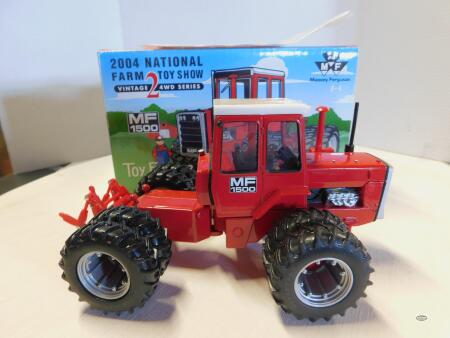 1/32 MASSEY FERGUSON 1500, 2004 NAT. FARM TOY SHOW