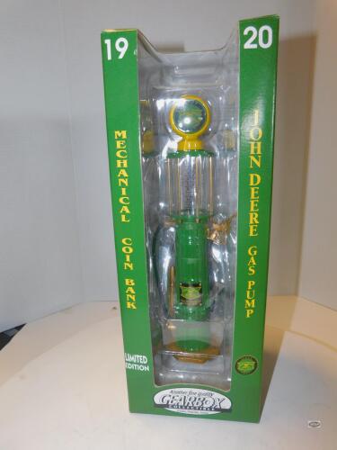 1920 JOHN DEERE GAS PUMP COIN BANK, GEARBOX