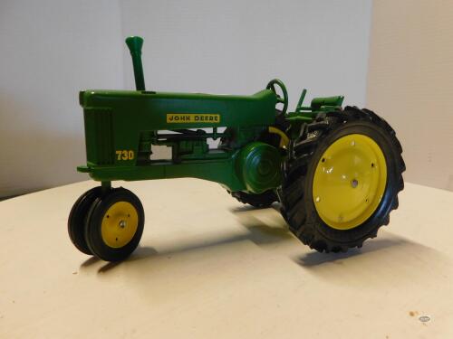 1/16 SIGOMEC-ARGENTINA JOHN DEERE TRACTOR