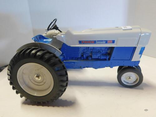 1/12 FORD COMMANDER 6000, RESTORED