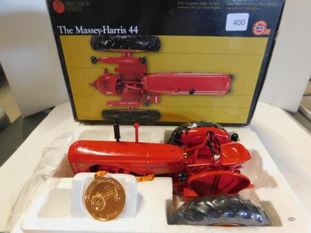 1/16 ERTL MASSEY HARRIS 44, PRECISION # 9