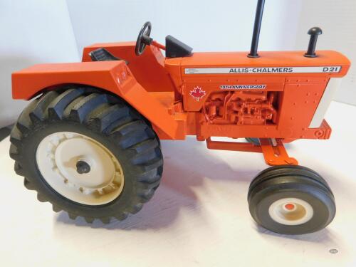 1/16 ERTL ALLIS CHALMERS D21 1996 CIFES