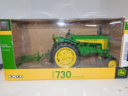 1/16 JOHN DEERE 730 W/BLADE, NIB (BOX SLIGHTLY DAMAGED)