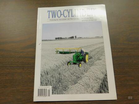 LITERATURE LOT JOHN DEERE 2 CYL CLUB, YEAR 2018