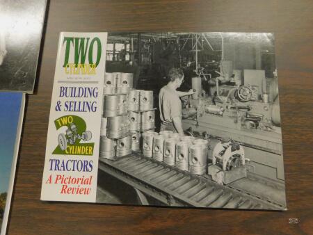 LITERATURE LOT JOHN DEERE 2 CYL CLUB, YEAR 2003