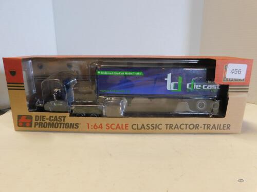 1/64 DCP TWIN CITY FORD 9000 W/40' VAN, NIB