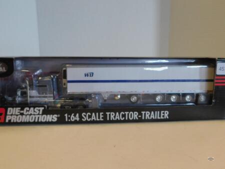 1/64 DCP WD POTATO W900 KENWORTH, NIB