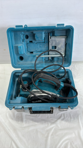 Makita Electric 3.25in Hand Planer in Case