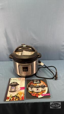 (1) INSTANT POT