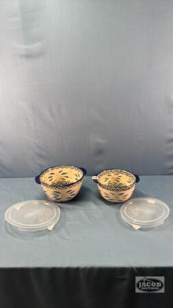 (2) TEMP-TATIONS BOWLS WITH PLASTIC LIDS