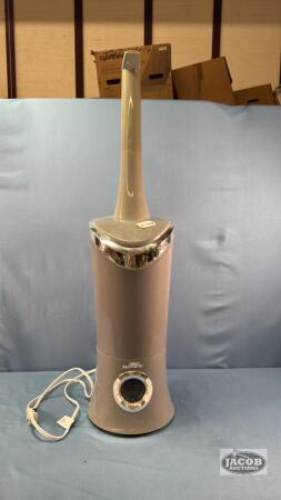 AIR INNOVATIONS HUMIDIFIER