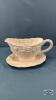 GRAVY BOAT WITH UNDER PLATE