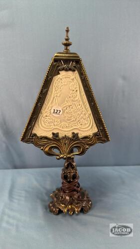 20IN METAL BASED TABLE LAMP