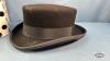 VICTORIA COSTUMIERE HAT BOX WITH SMITHBILT HAT - 2