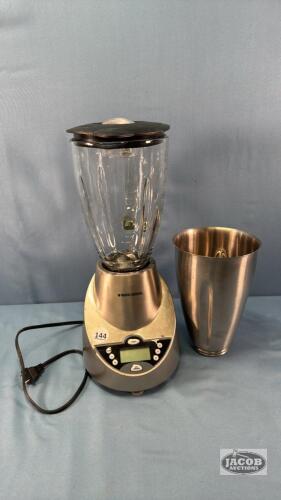 BLACK AND DECKER BLENDER
