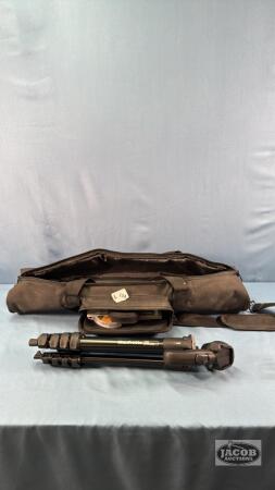 MANFROTTO CAMERA TRI-POD IN A BAG