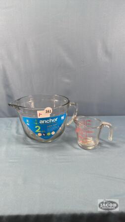 (2) ANCHOR MEASURING BOWLS WITH SPOUTS