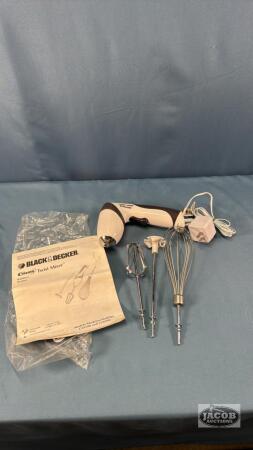 BLACK AND DECKER GIZMO TWIST MIXER