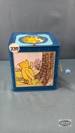 METAL WINNIE THE POOH MUSIC BOX