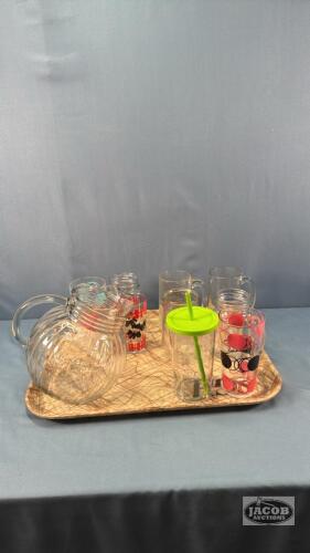 ASSORTED GLASS AND PITCHER LOT
