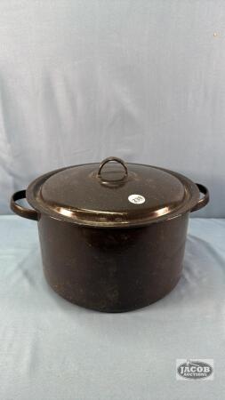 ENAMELED 7IN TALL STOCK POT WITH LID