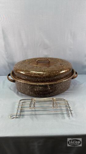 ENAMELD ROASTING PAN WITH LID