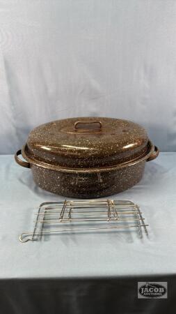 ENAMELD ROASTING PAN WITH LID