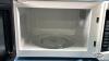 RCA MICROWAVE - 3