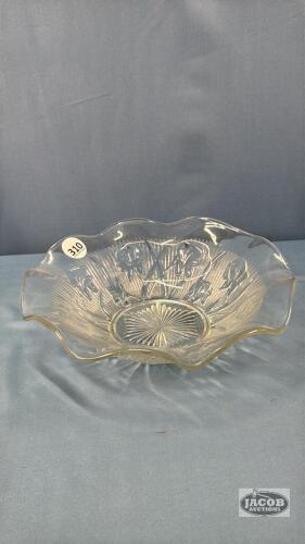 9.5IN FLUTED IRIS GLASS BOWL