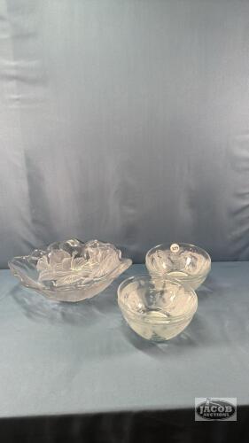 11IN SERVING BOWL WITH (4) 7IN SALAD BOWLS