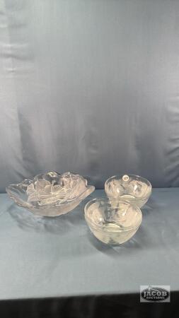 11IN SERVING BOWL WITH (4) 7IN SALAD BOWLS