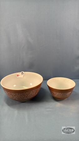 (2) PYREX MIXING BOWLS